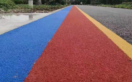彩色防滑路面施工前的準(zhǔn)備和施工順序是什么？